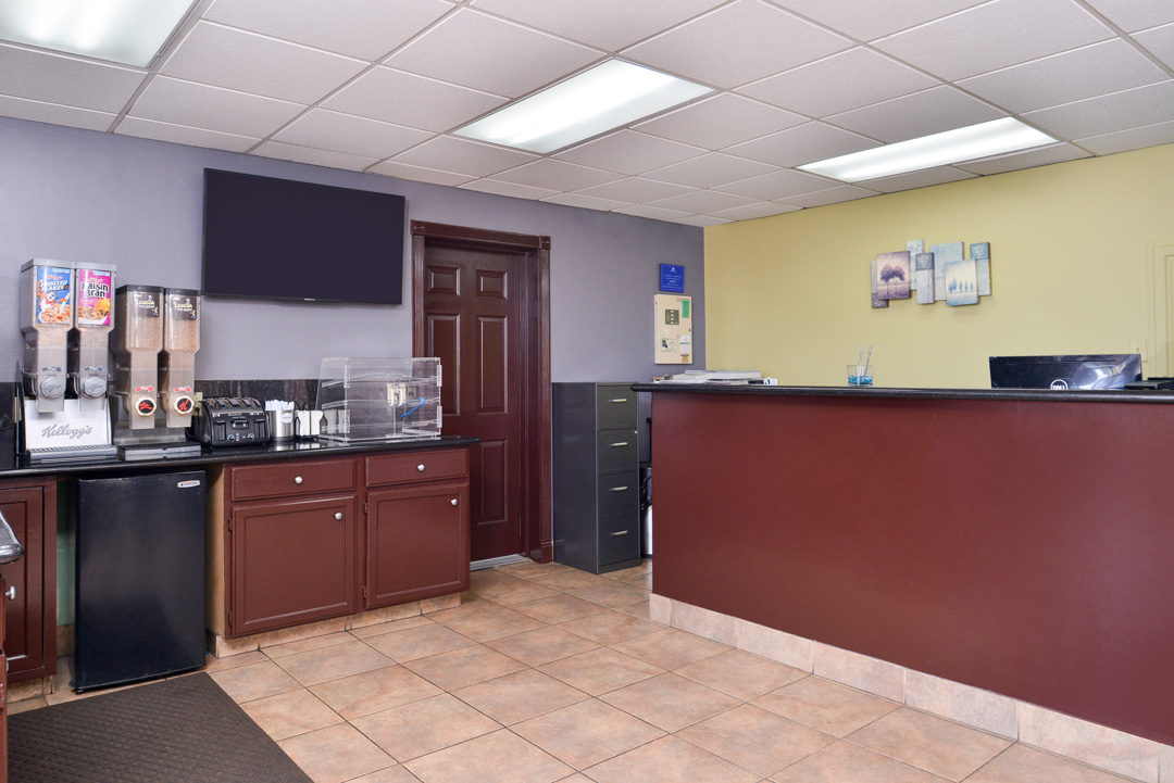Americas Best Value Inn Lobby