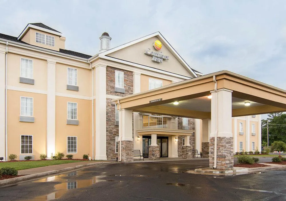 Comfort Inn & Suites West Monroe